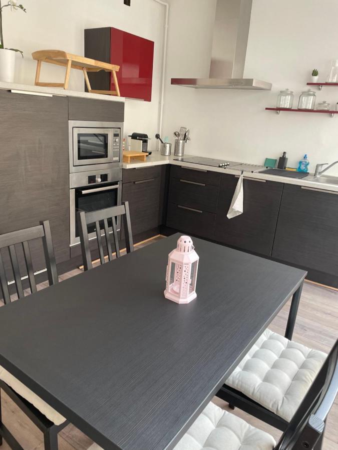 La Madeleine Apartamento Annecy Exterior foto